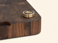 MIRO Snijplank - Detailfoto messing voeten
