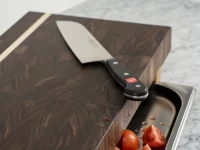 CURO Snijplank met mes en gesneden tomaten
